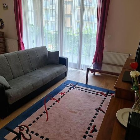 Comfortable Apartment! Прага Екстер'єр фото